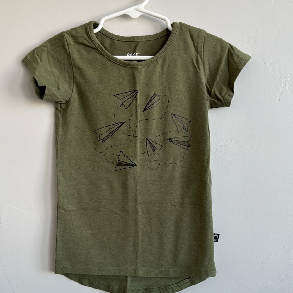 Rags paper airplane tee